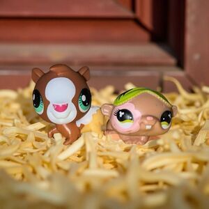 Littlest Pet Shop LPS Hamster Sleep Mask #699 & guinea pig #3299 B14